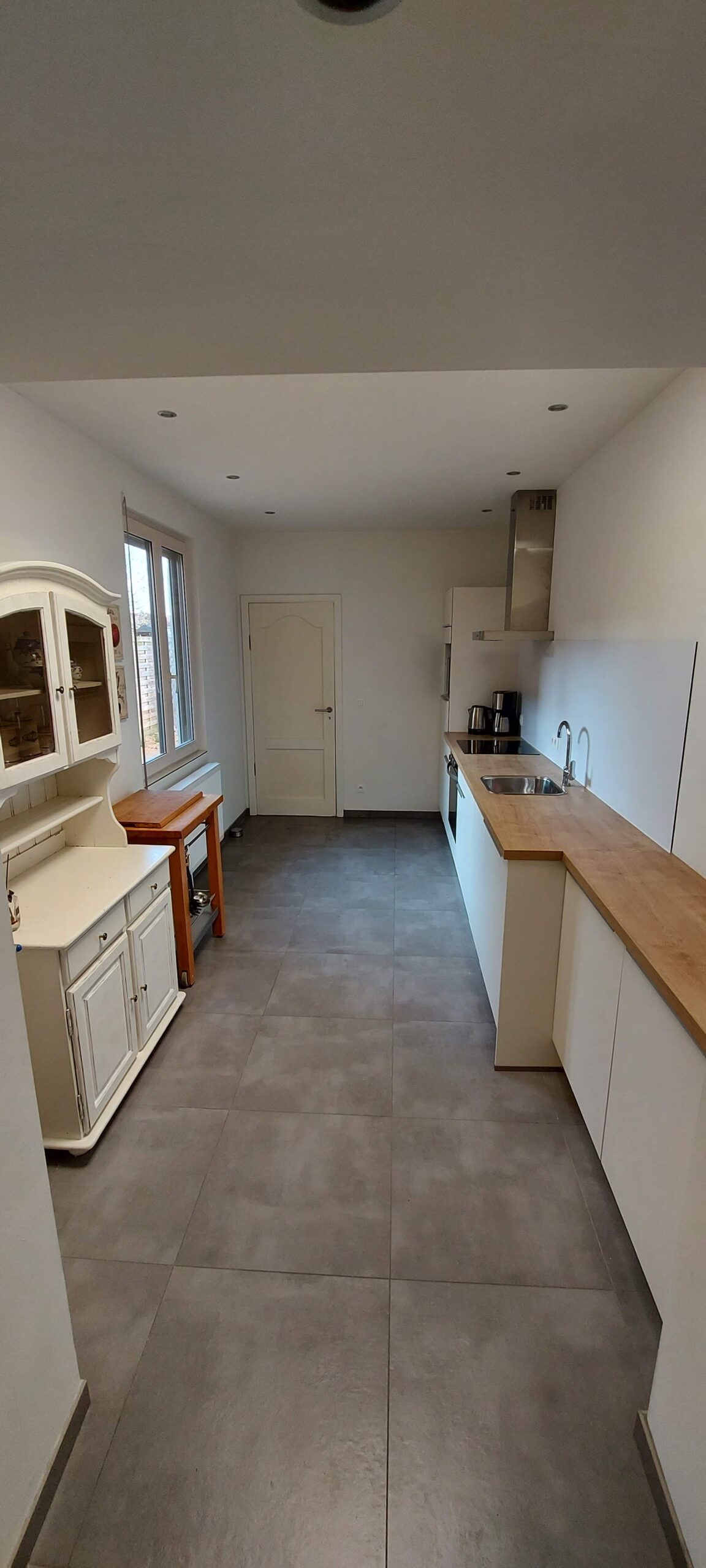 Volledig uitgeruste keuken